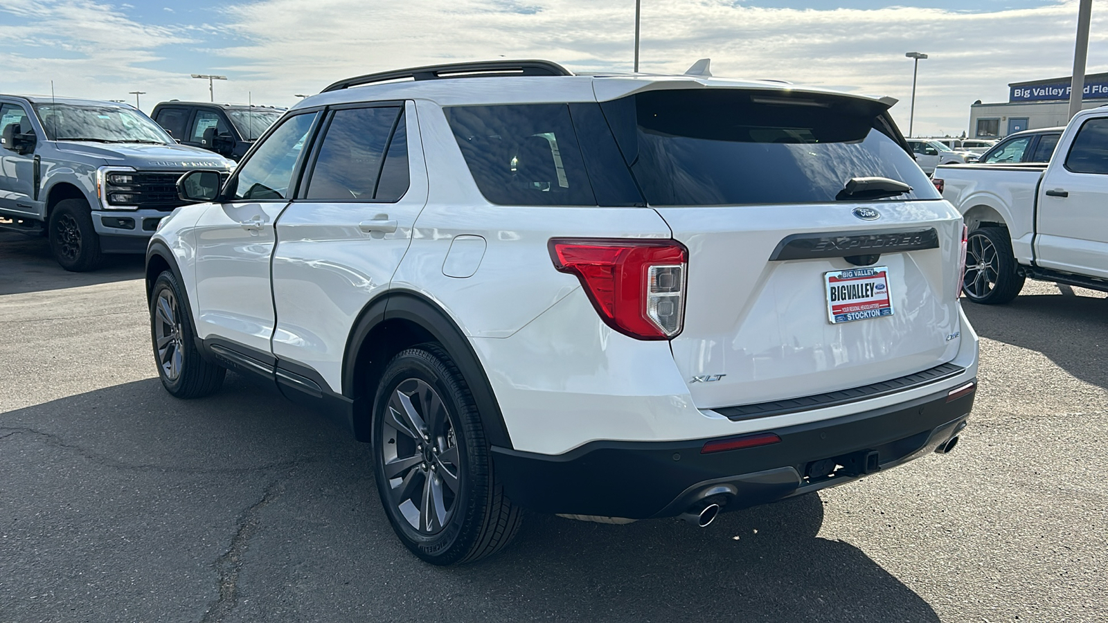 2022 Ford Explorer XLT 6