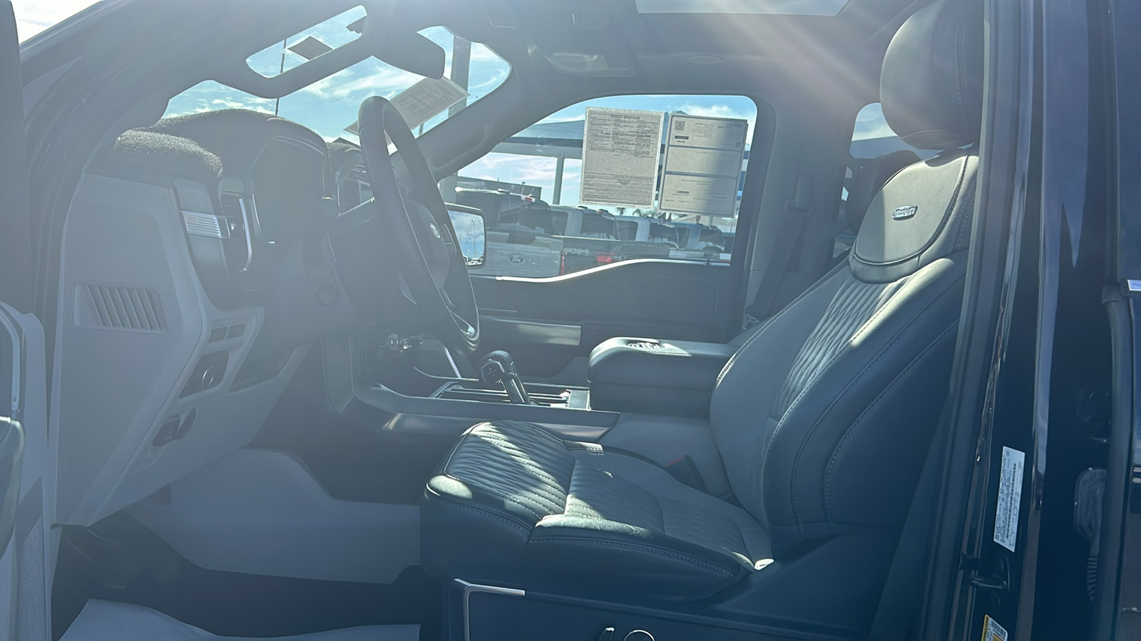 2021 Ford F-150 Limited 27