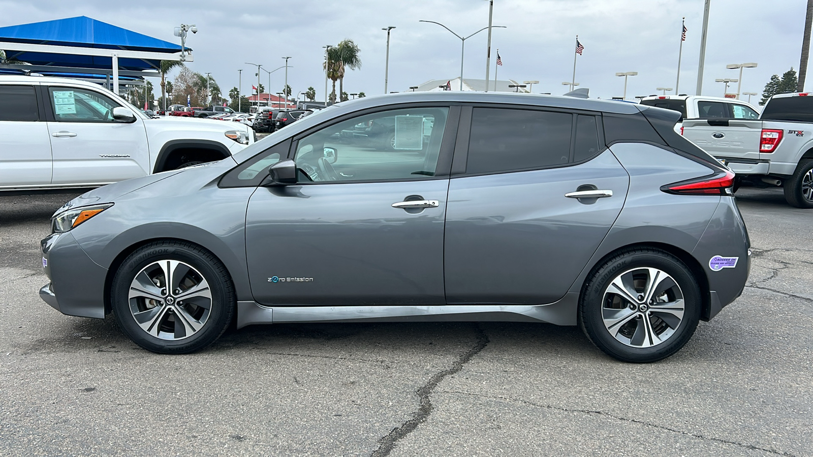 2018 Nissan Leaf SV 7