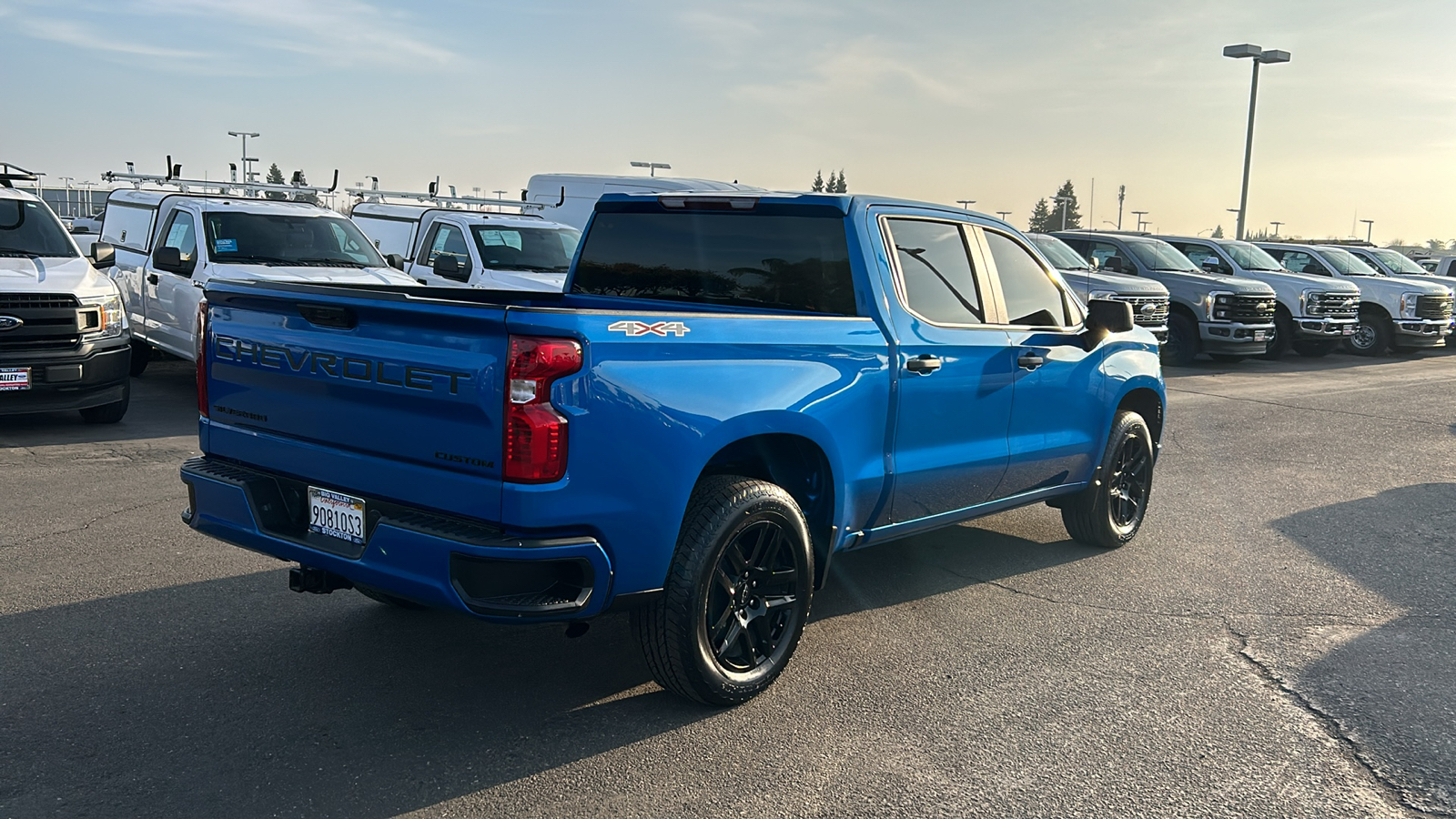 2023 Chevrolet Silverado 1500 Custom 3