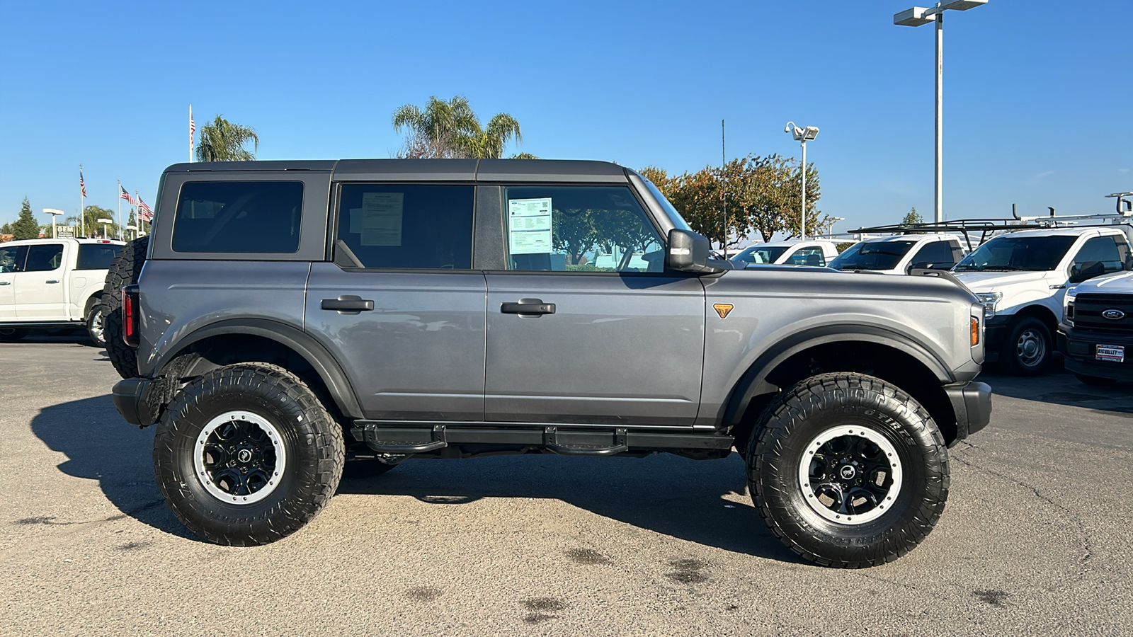 2023 Ford Bronco Badlands 2