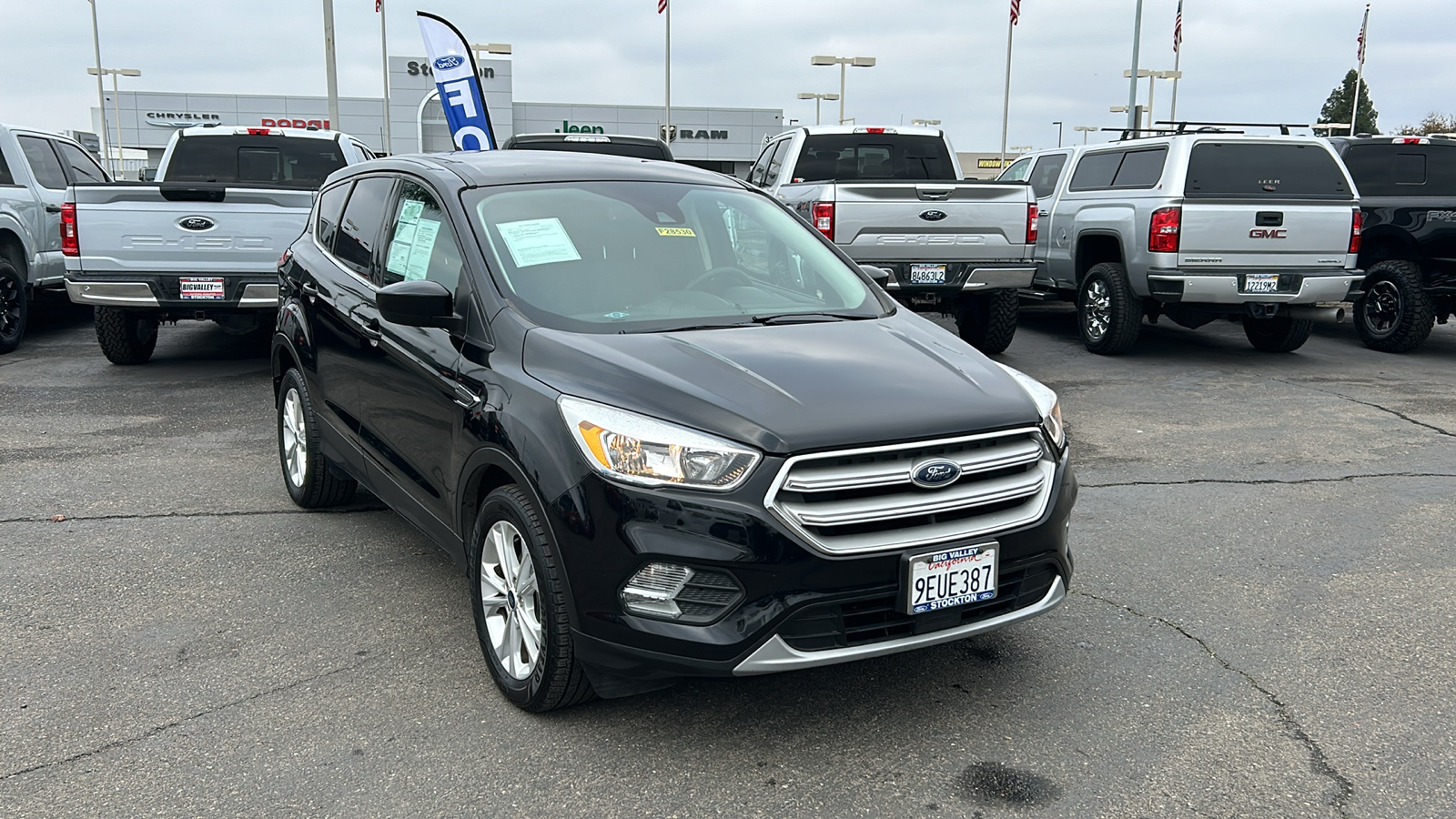 2019 Ford Escape SE 1