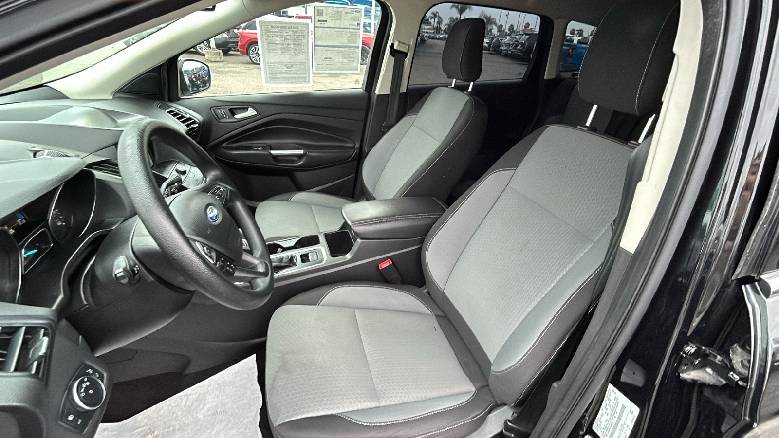 2019 Ford Escape SE 17