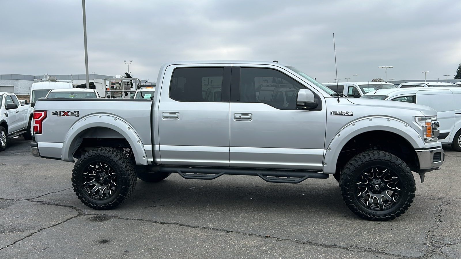 2018 Ford F-150 Lariat 2