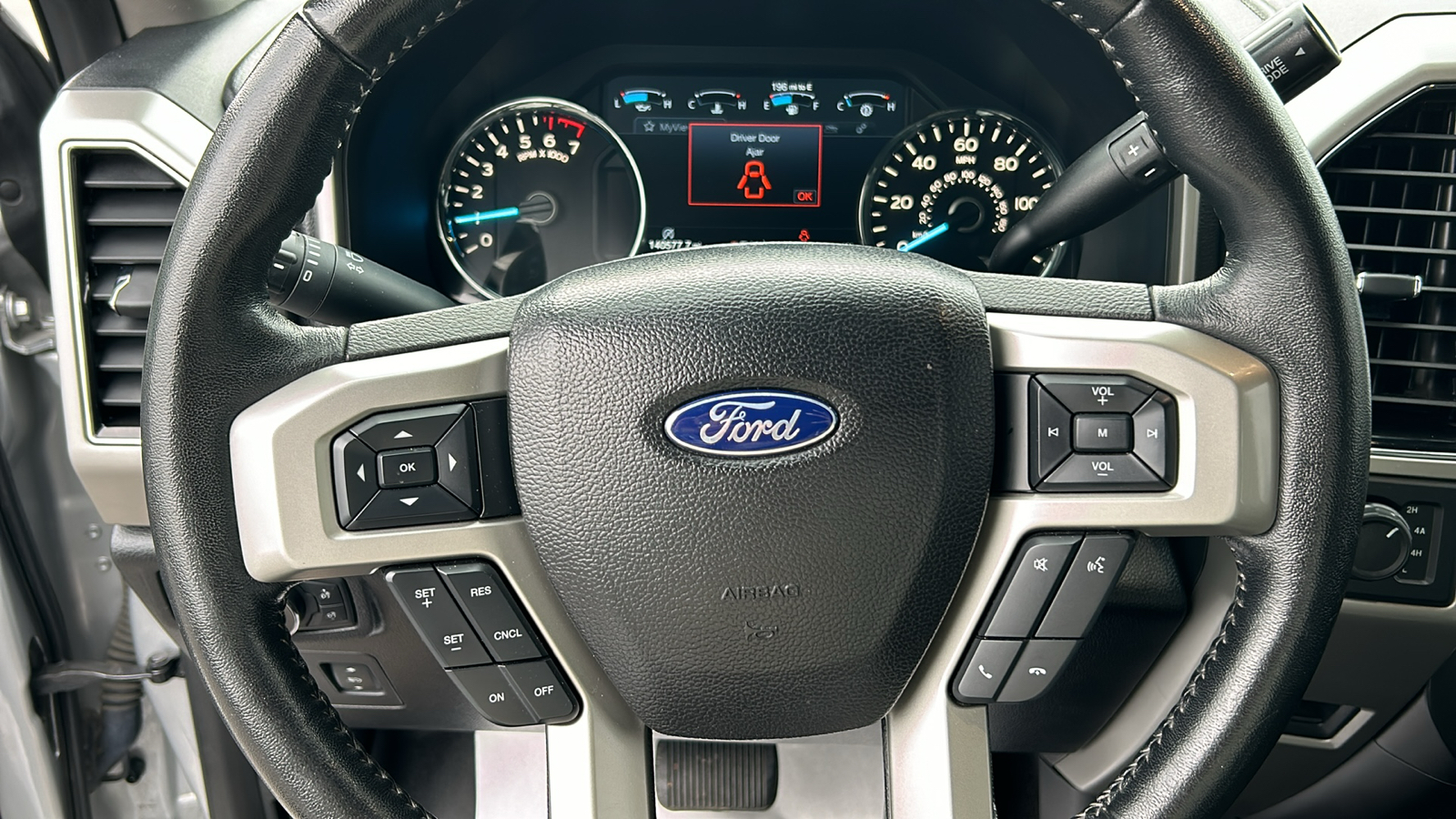 2018 Ford F-150 Lariat 19