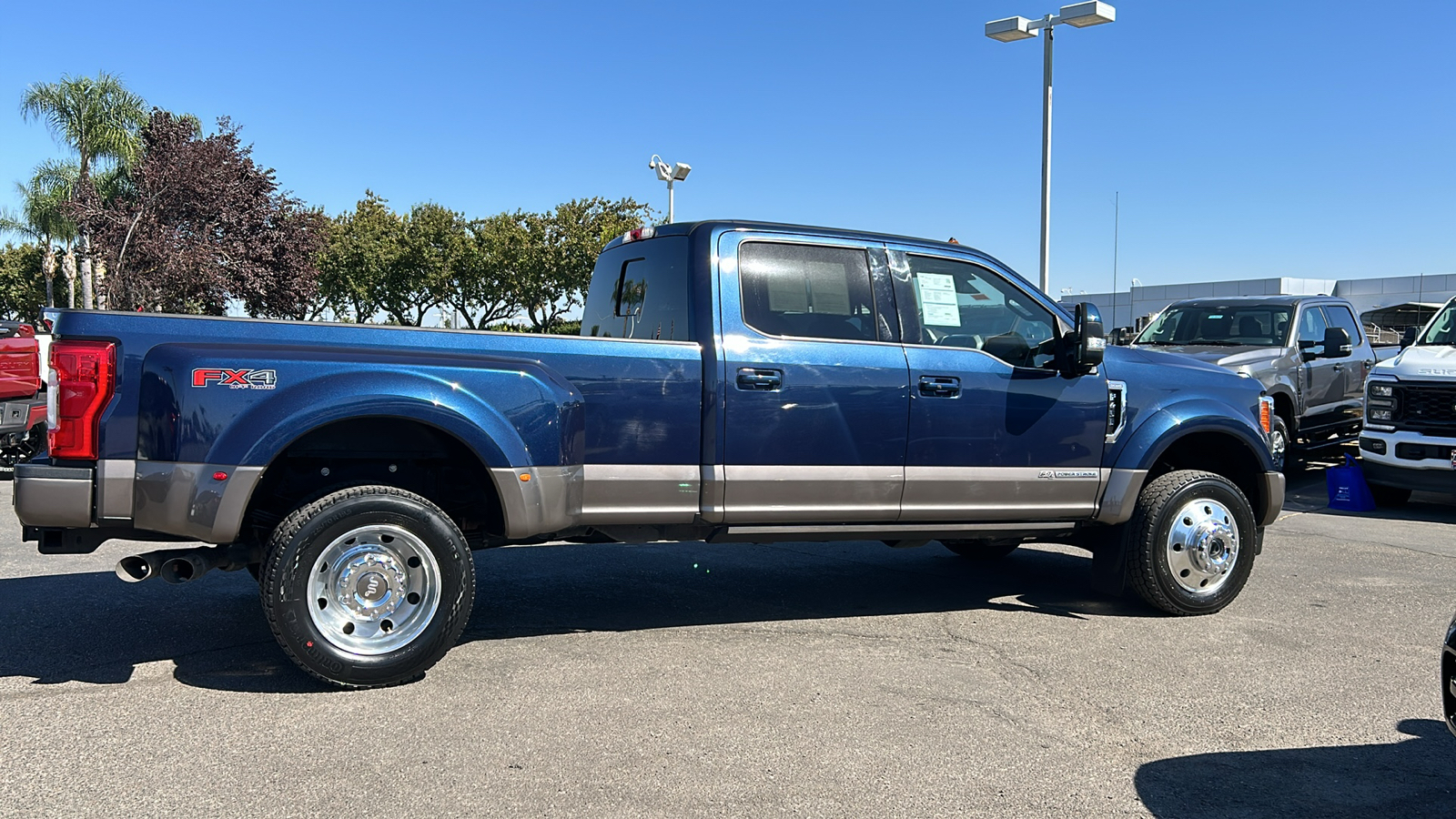 2019 Ford F-450SD King Ranch 2