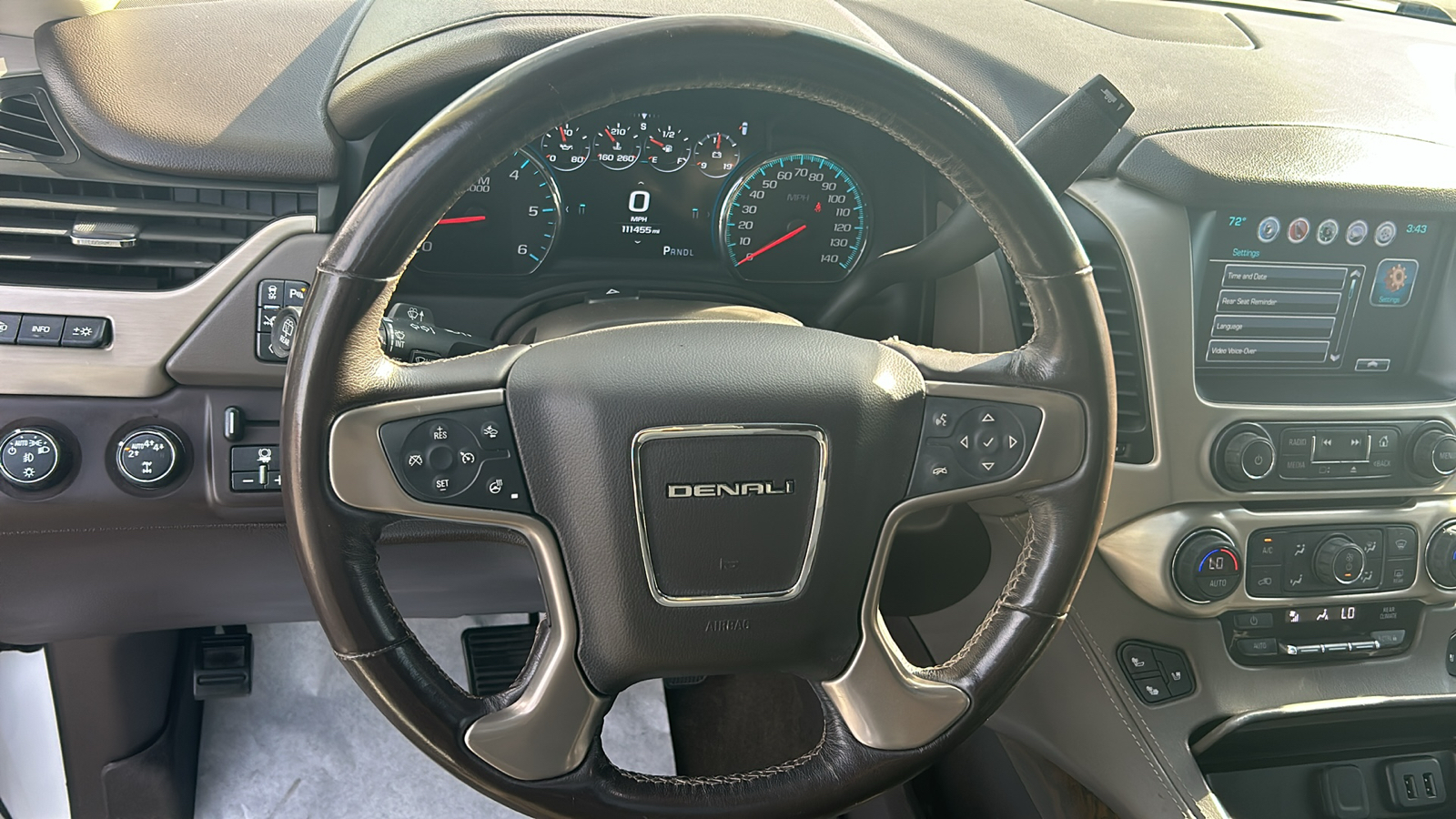 2018 GMC Yukon XL Denali 23