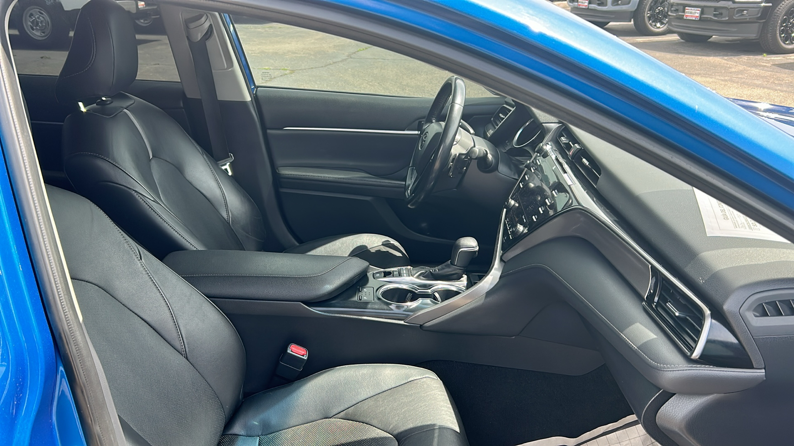 2019 Toyota Camry XSE 11