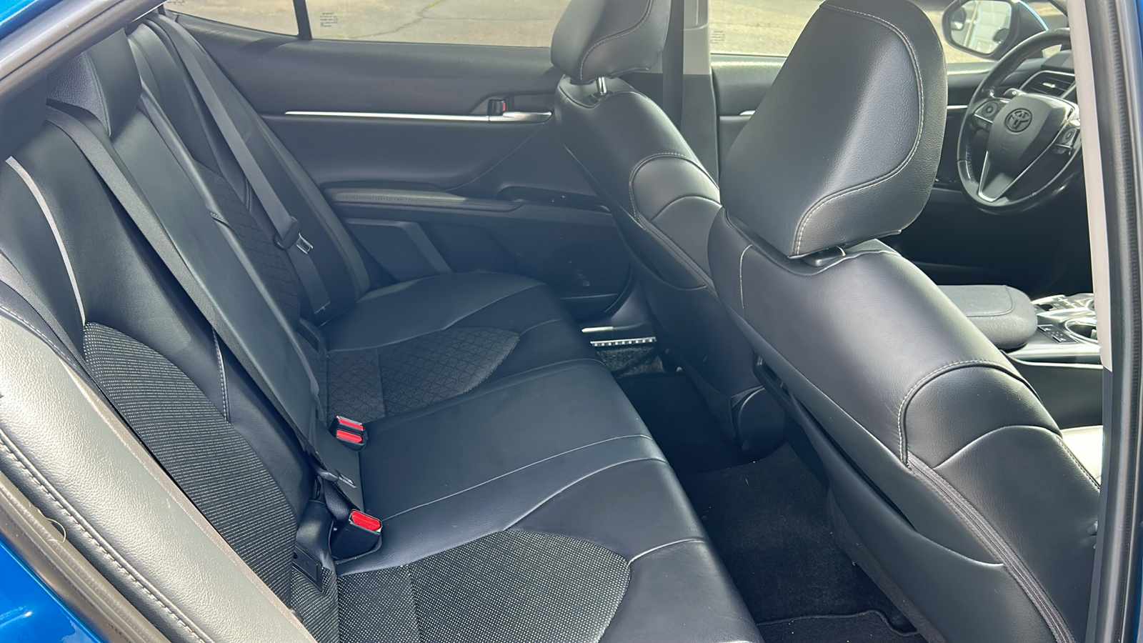 2019 Toyota Camry XSE 13