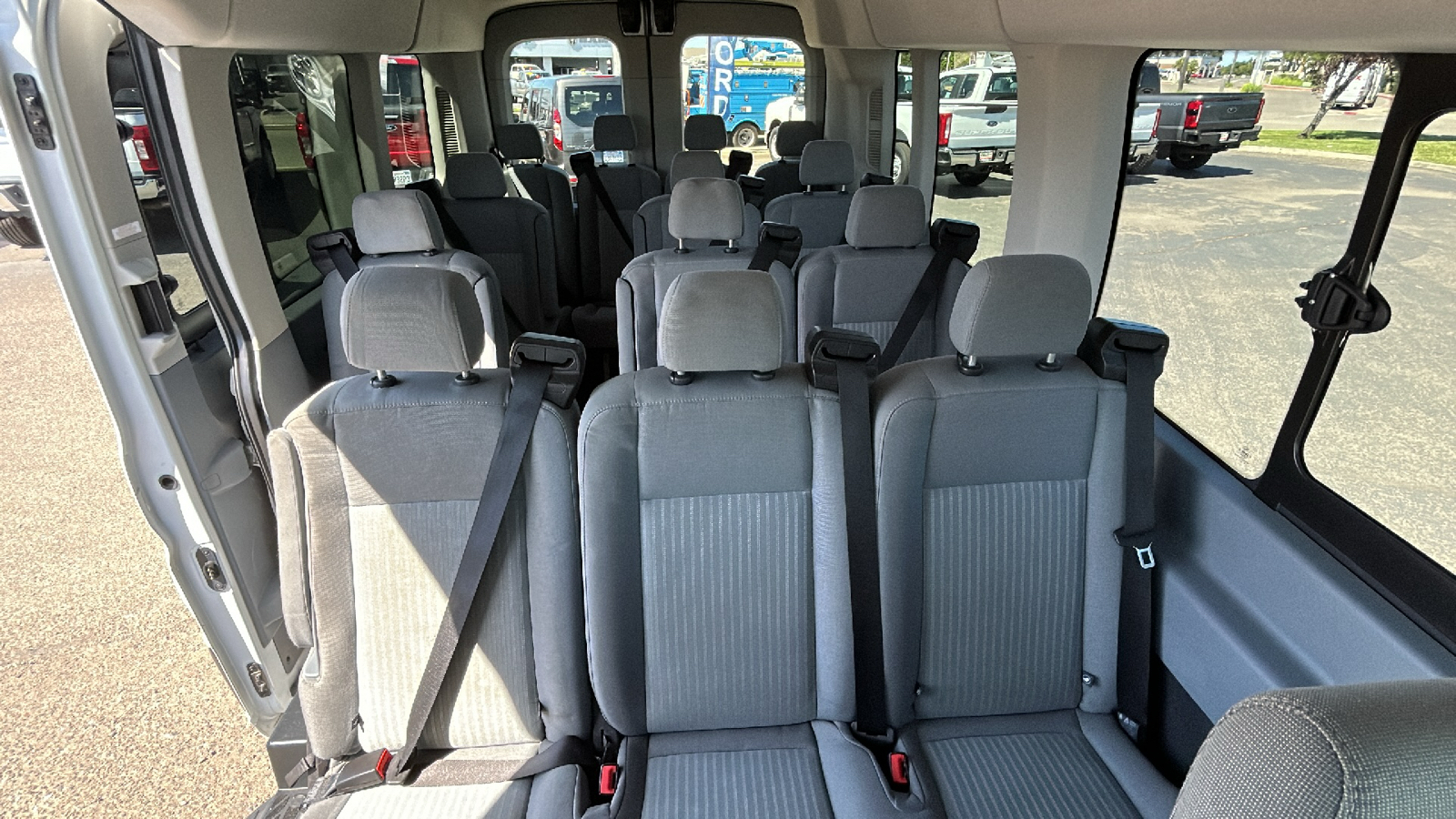 2017 Ford Transit-350 XLT 13