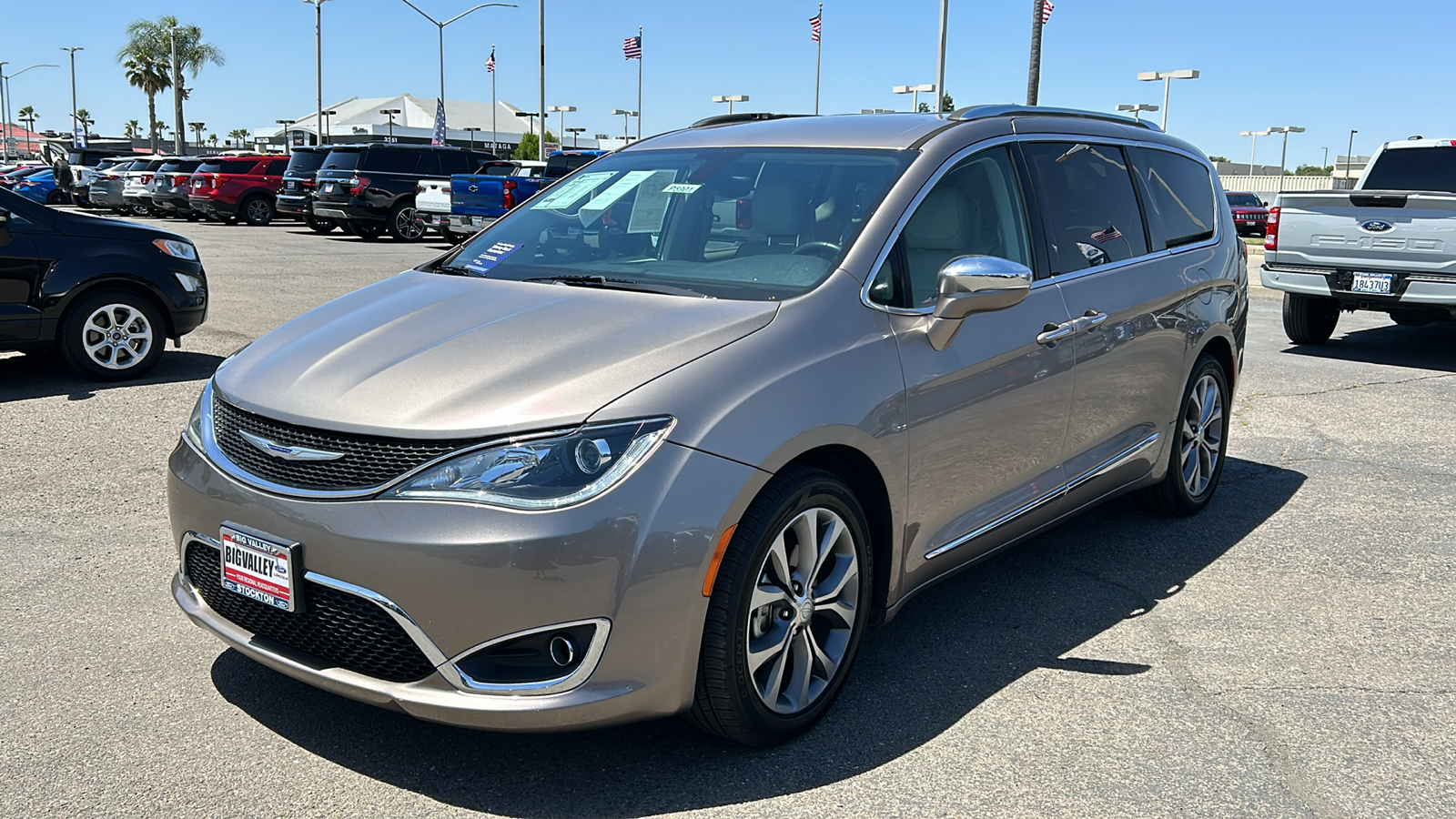 2017 Chrysler Pacifica Limited 8