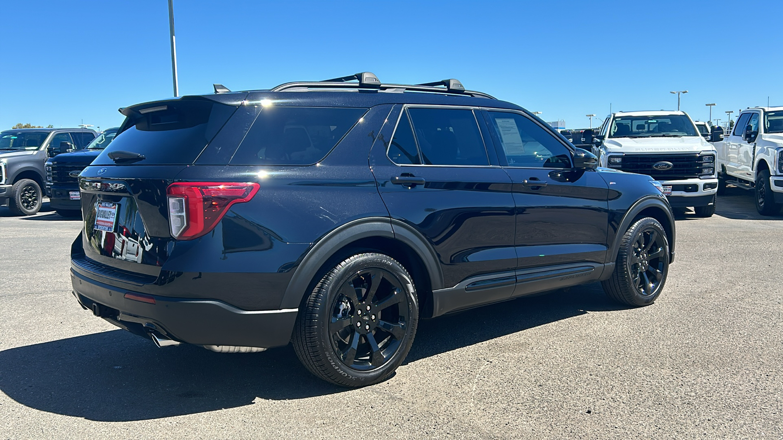 2024 Ford Explorer ST-Line 3