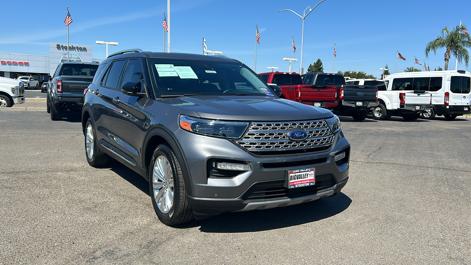 2021 Ford Explorer Limited 1