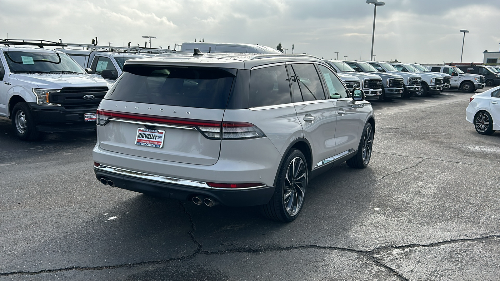 2022 Lincoln Aviator Reserve 3