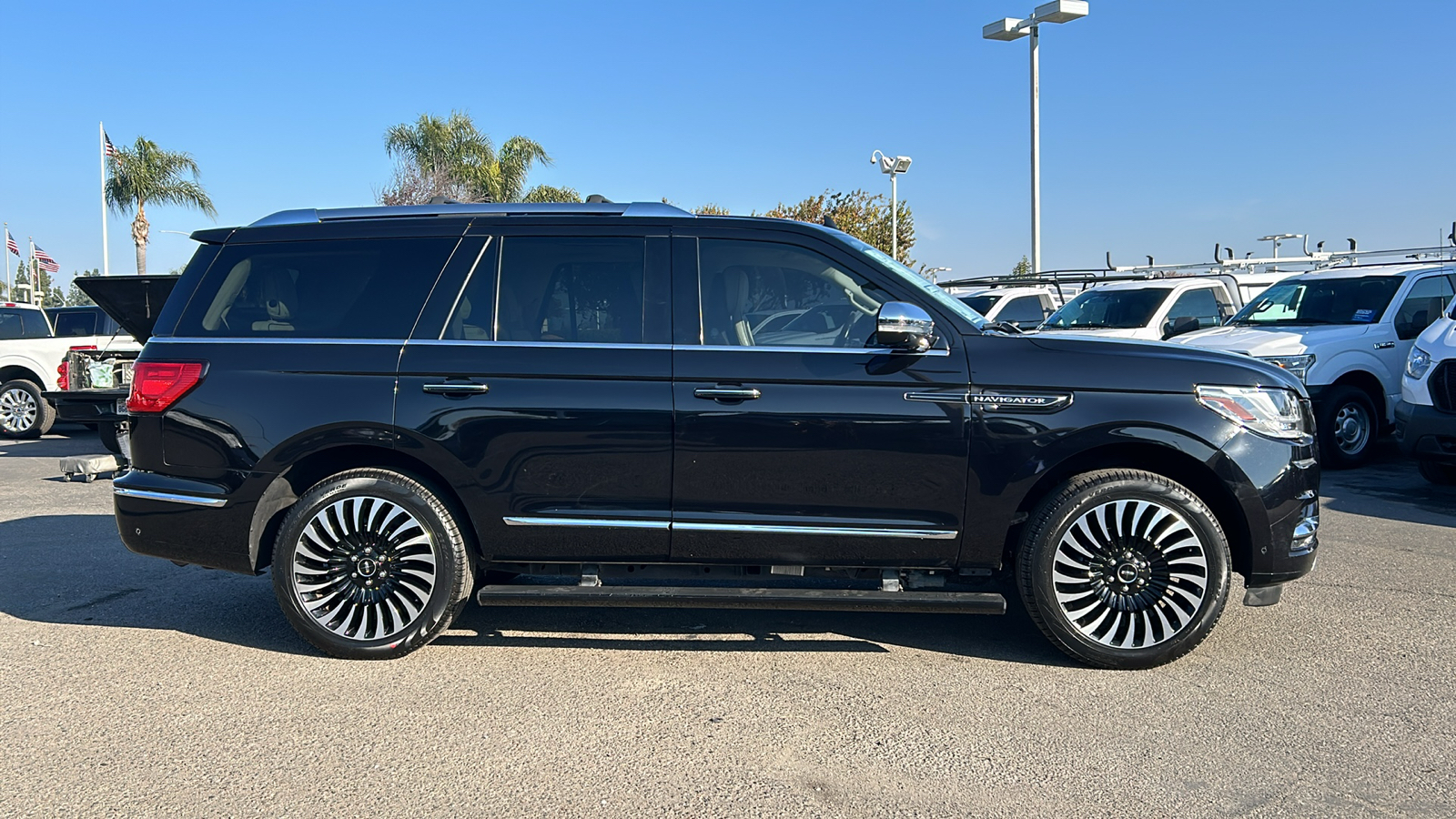 2021 Lincoln Navigator Black Label 2