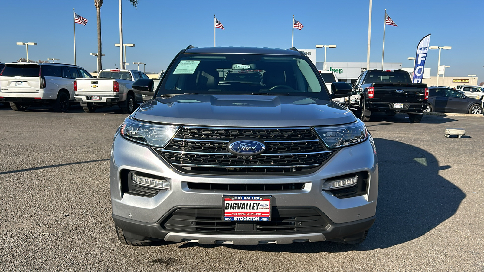 2023 Ford Explorer XLT 8