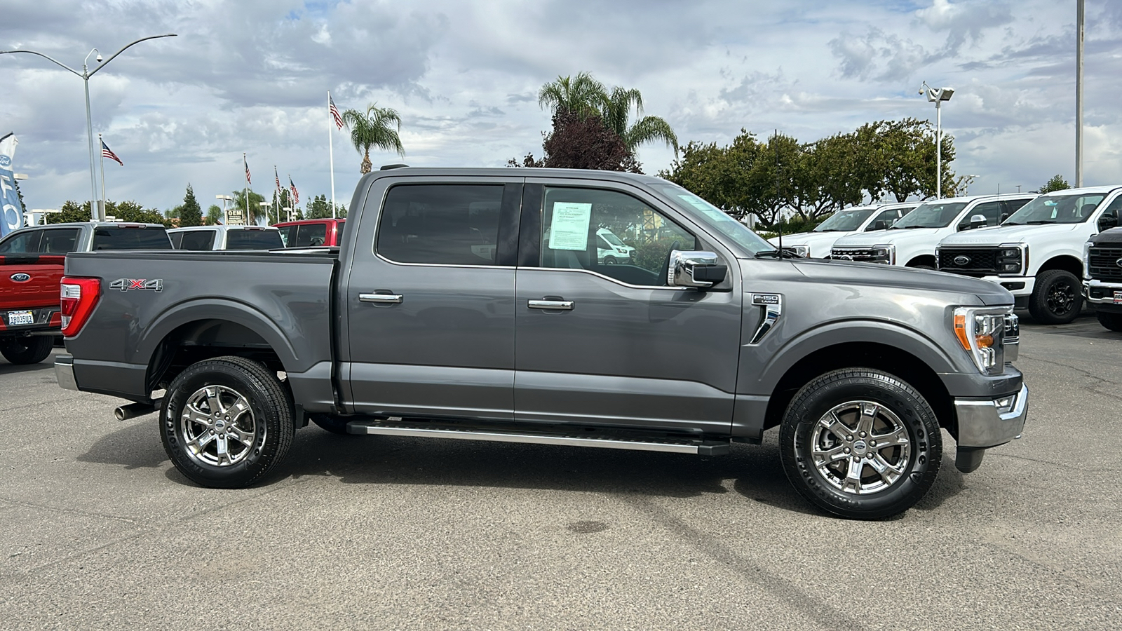 2023 Ford F-150 Lariat 2