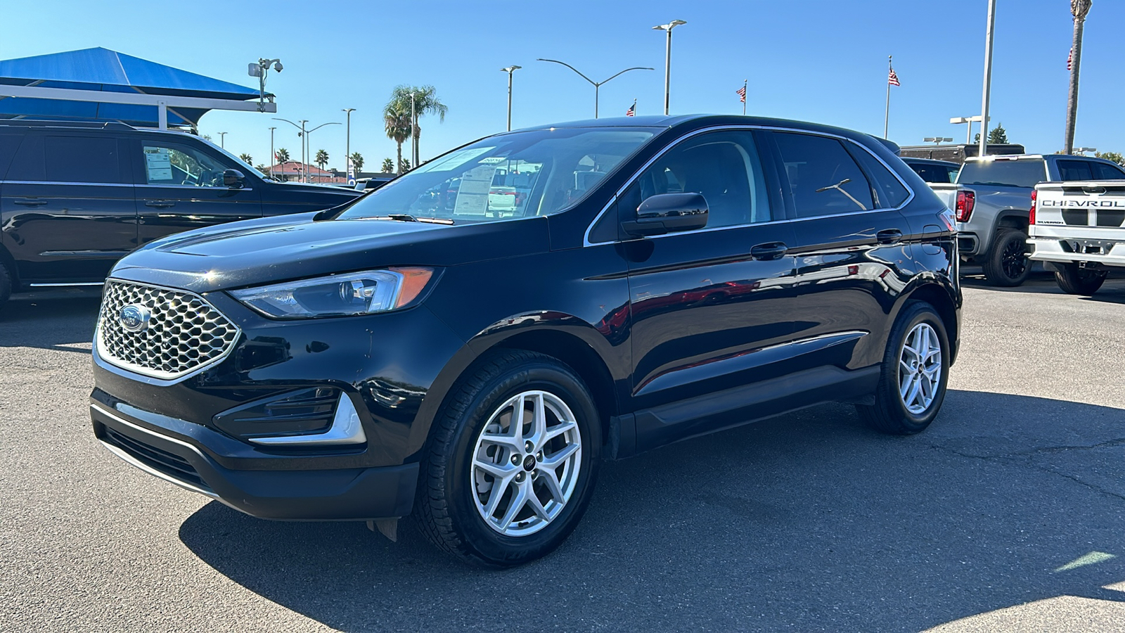 2023 Ford Edge SEL 7