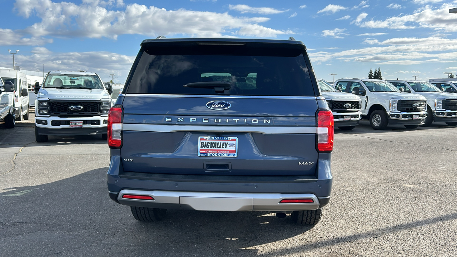 2023 Ford Expedition Max XLT 4