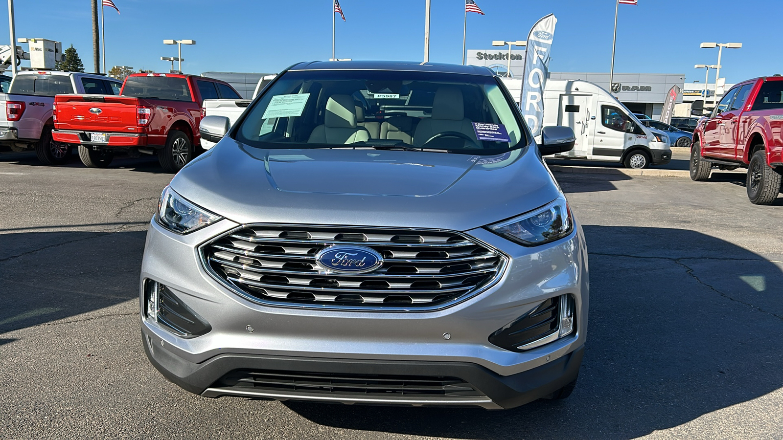 2022 Ford Edge Titanium 7