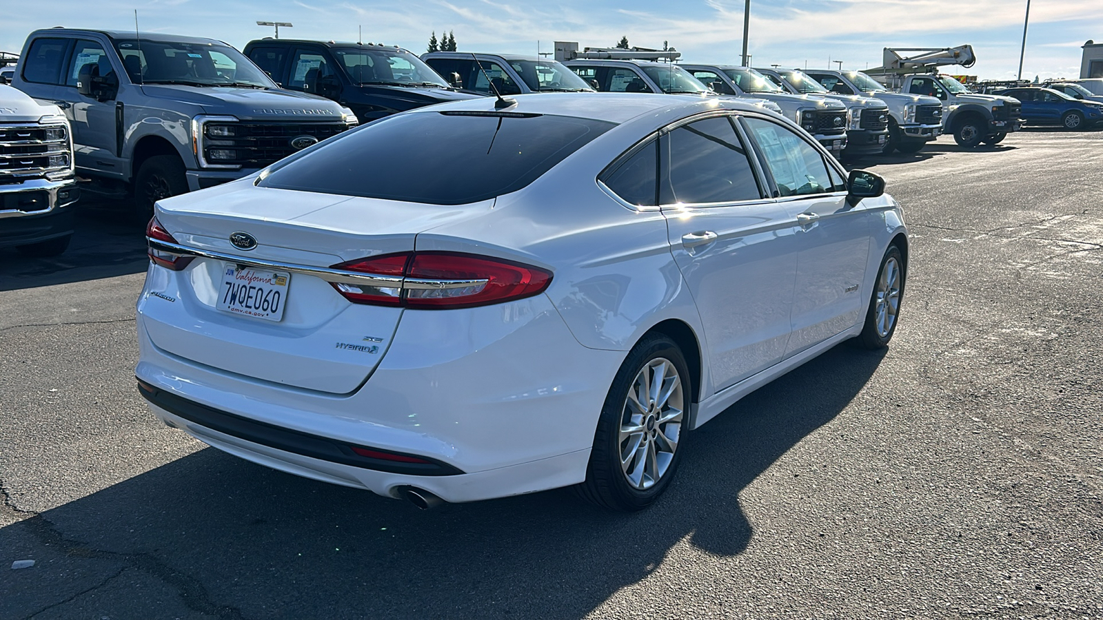 2017 Ford Fusion Hybrid SE 3