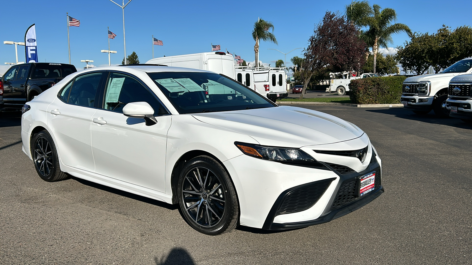 2021 Toyota Camry SE 1