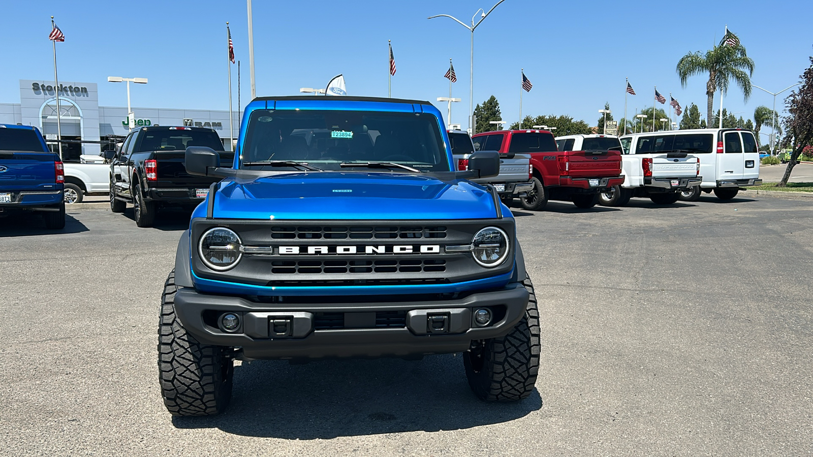 2024 Ford Bronco Black Diamond 9