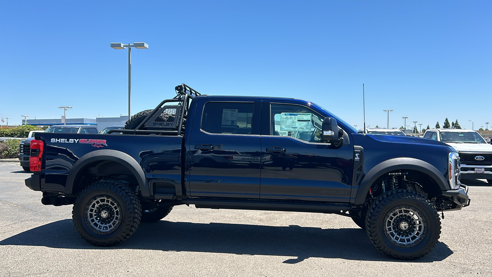 2024 Ford F-250SD Lariat 2