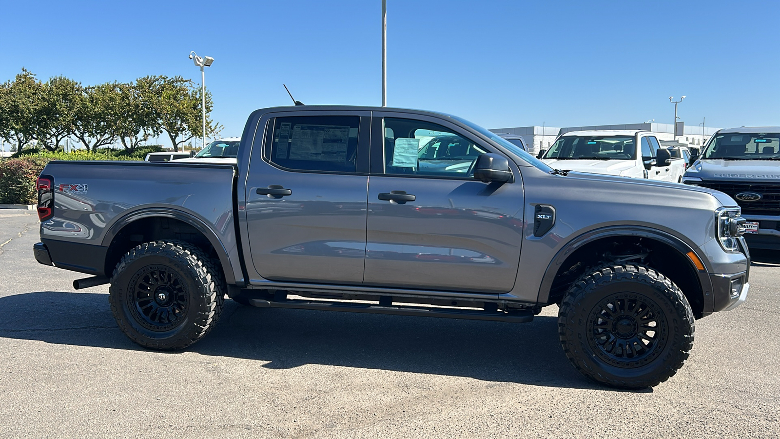 2024 Ford Ranger XLT 2