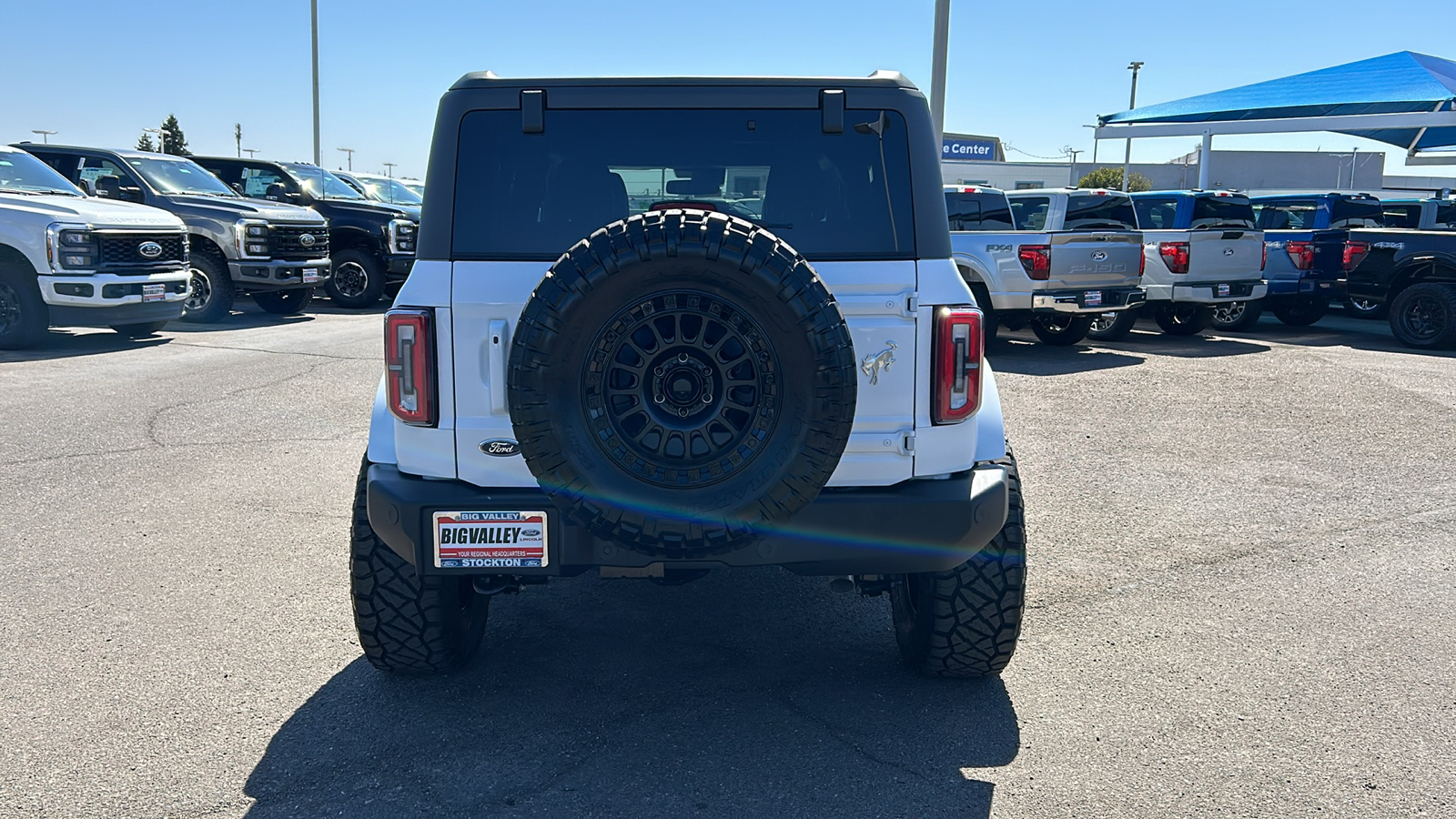 2024 Ford Bronco Outer Banks 4