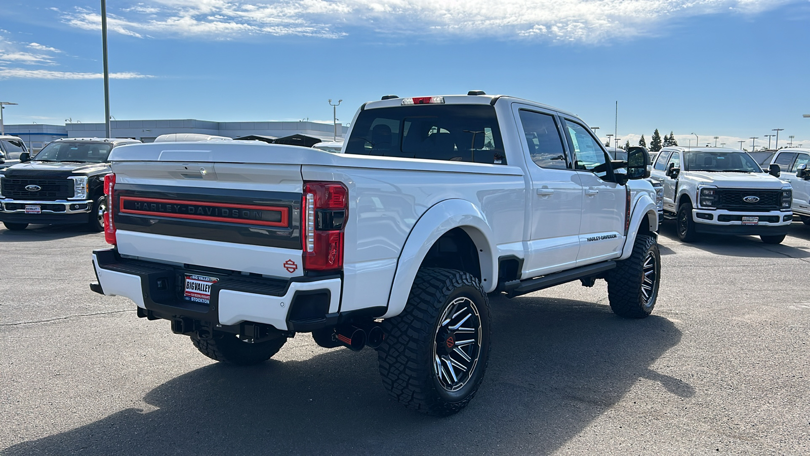 2024 Ford F-250SD Lariat 3