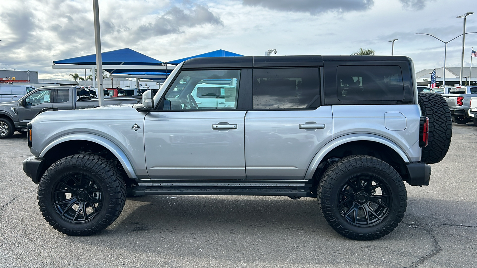 2024 Ford Bronco Outer Banks 7