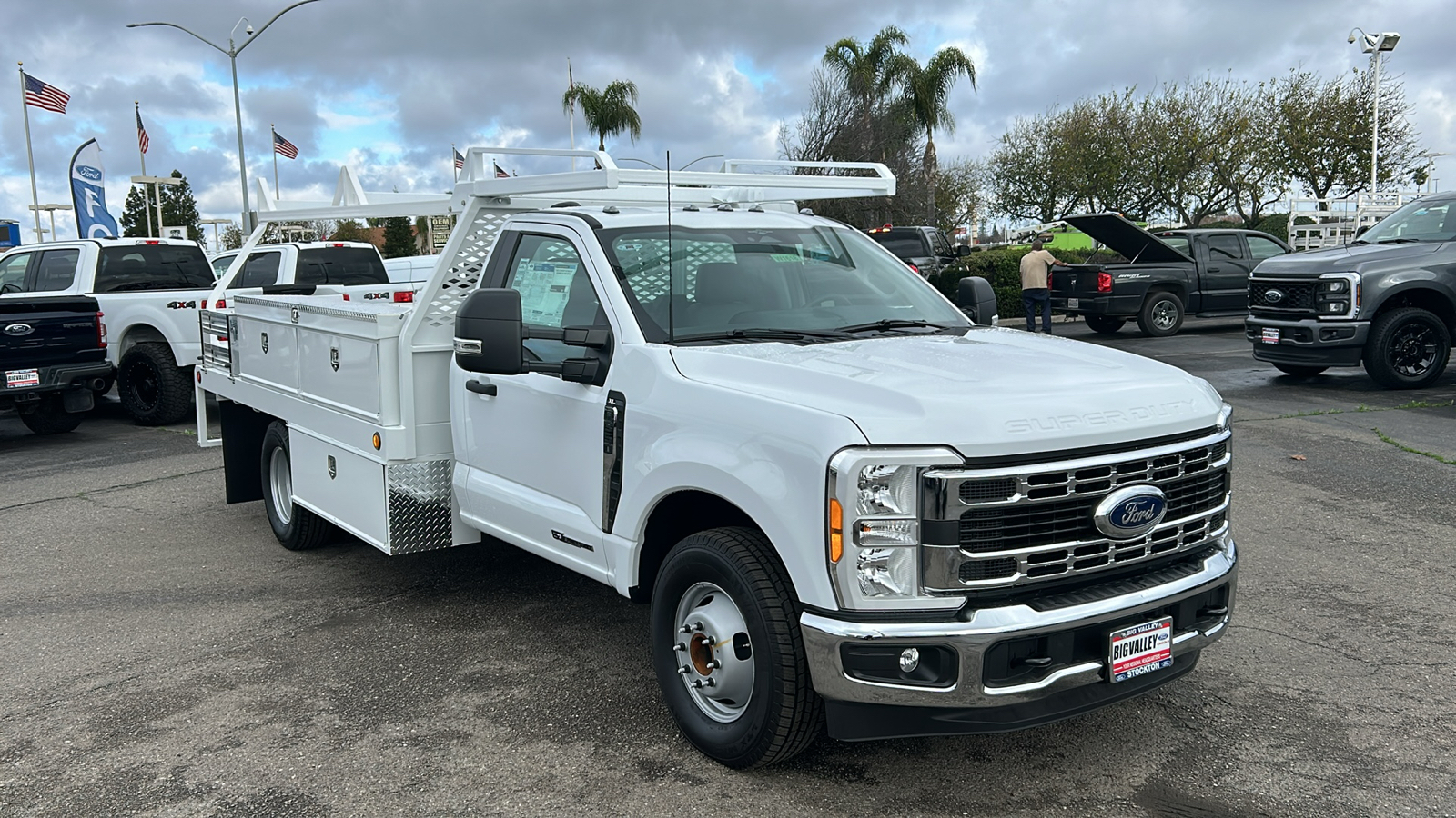 2023 Ford F-350SD Contractor Body 1