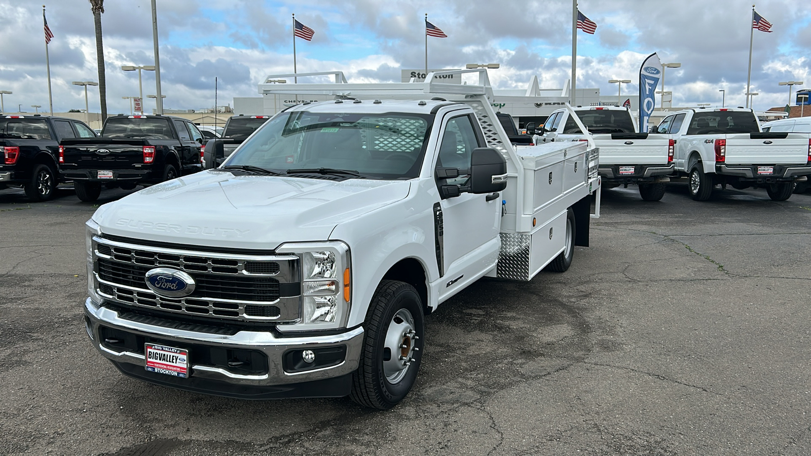 2023 Ford F-350SD Contractor Body 7