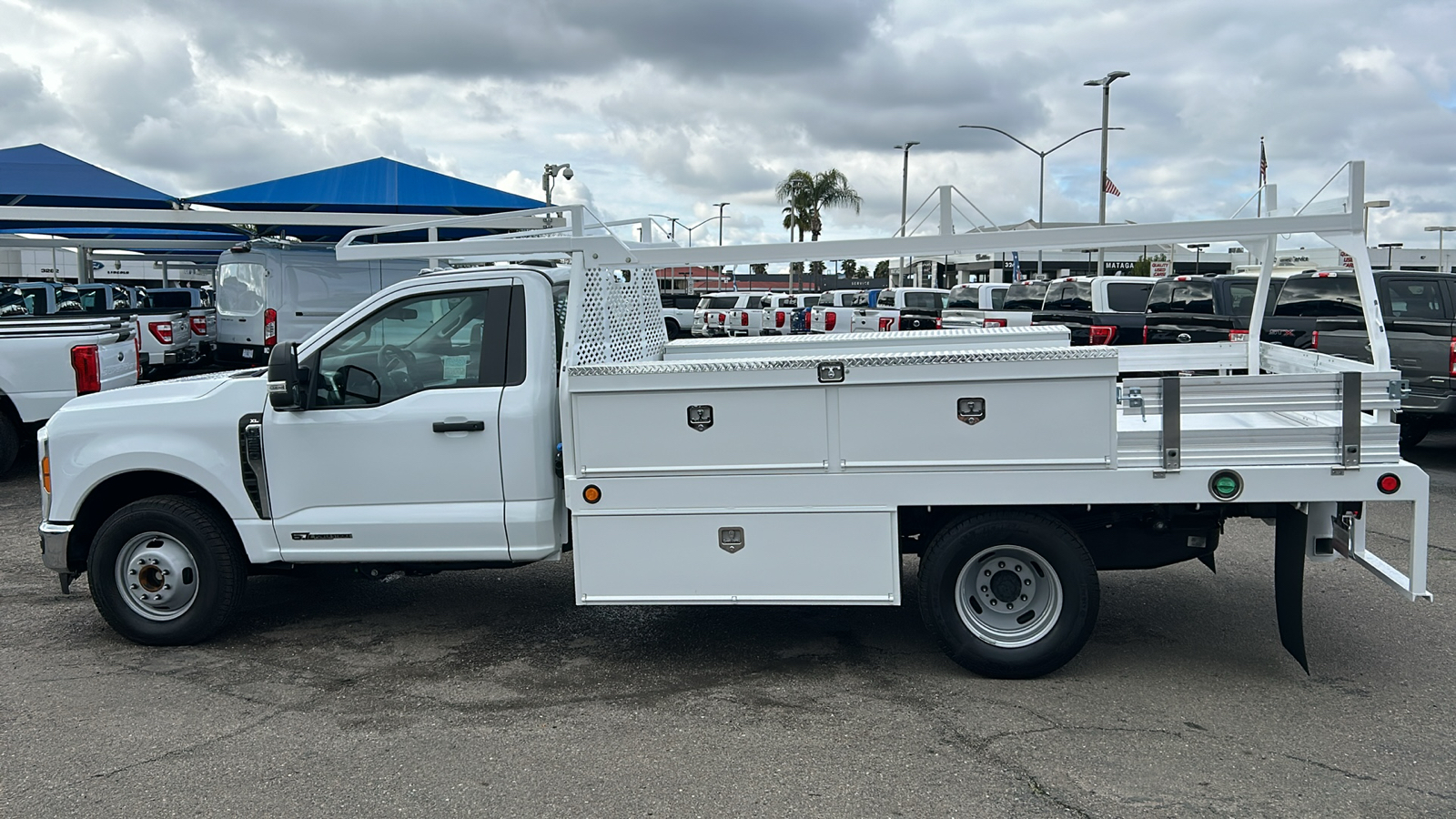 2023 Ford F-350SD Contractor Body 6