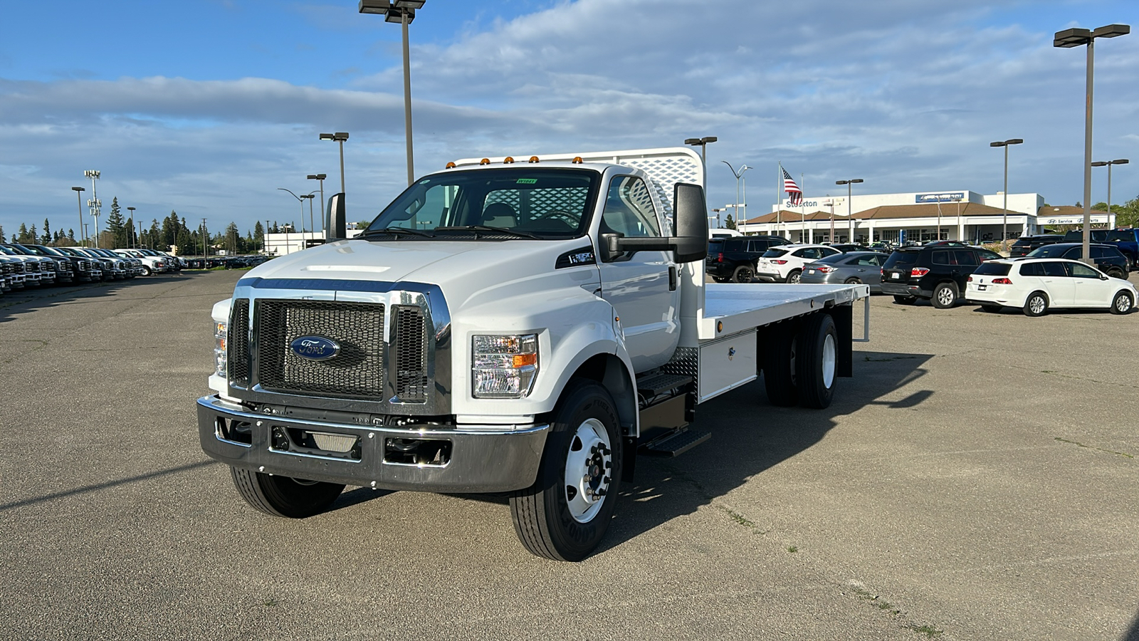 2024 Ford F-650SD 20-Foot Flatbed 7