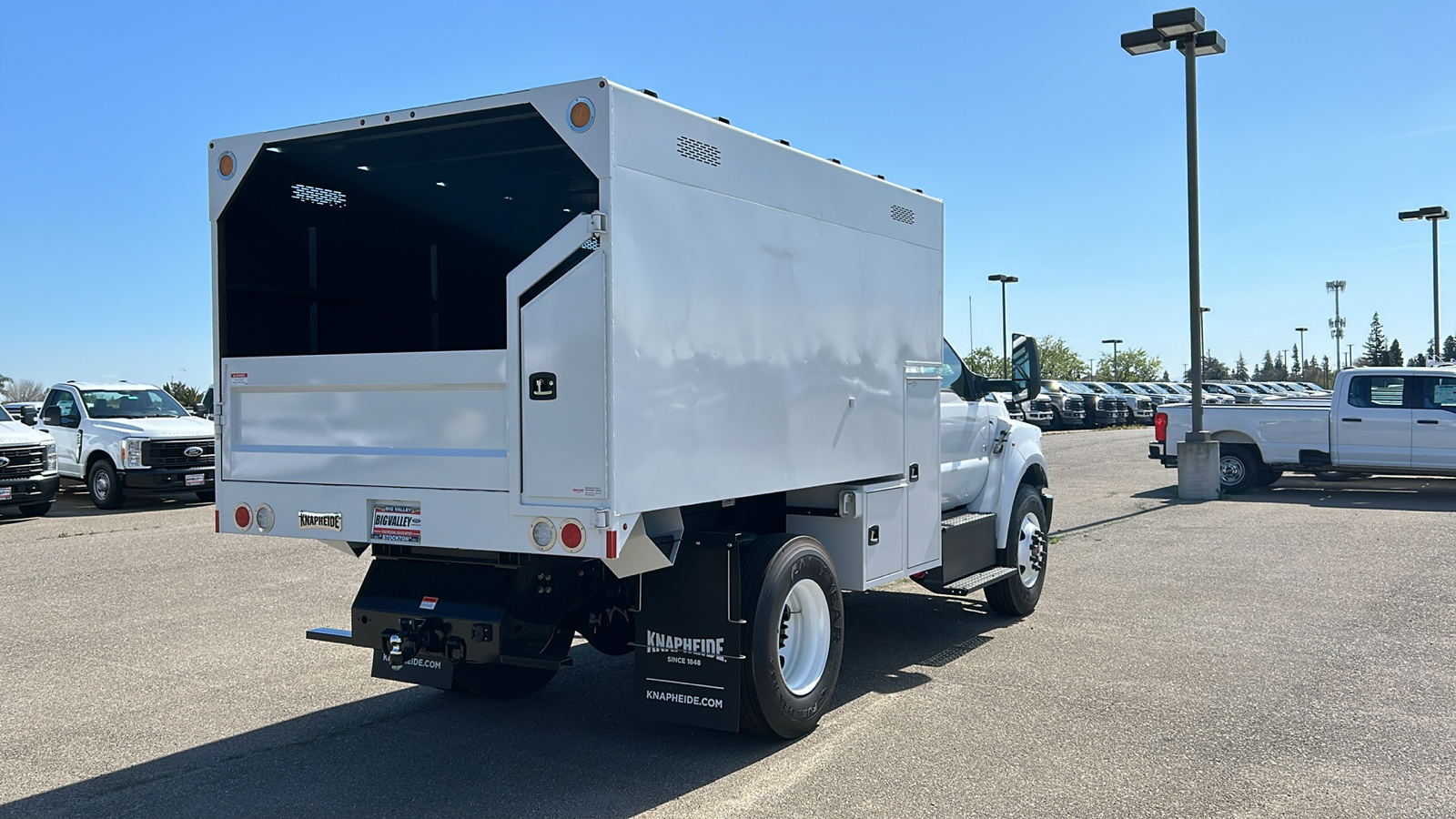 2024 Ford F-650SD Base 3