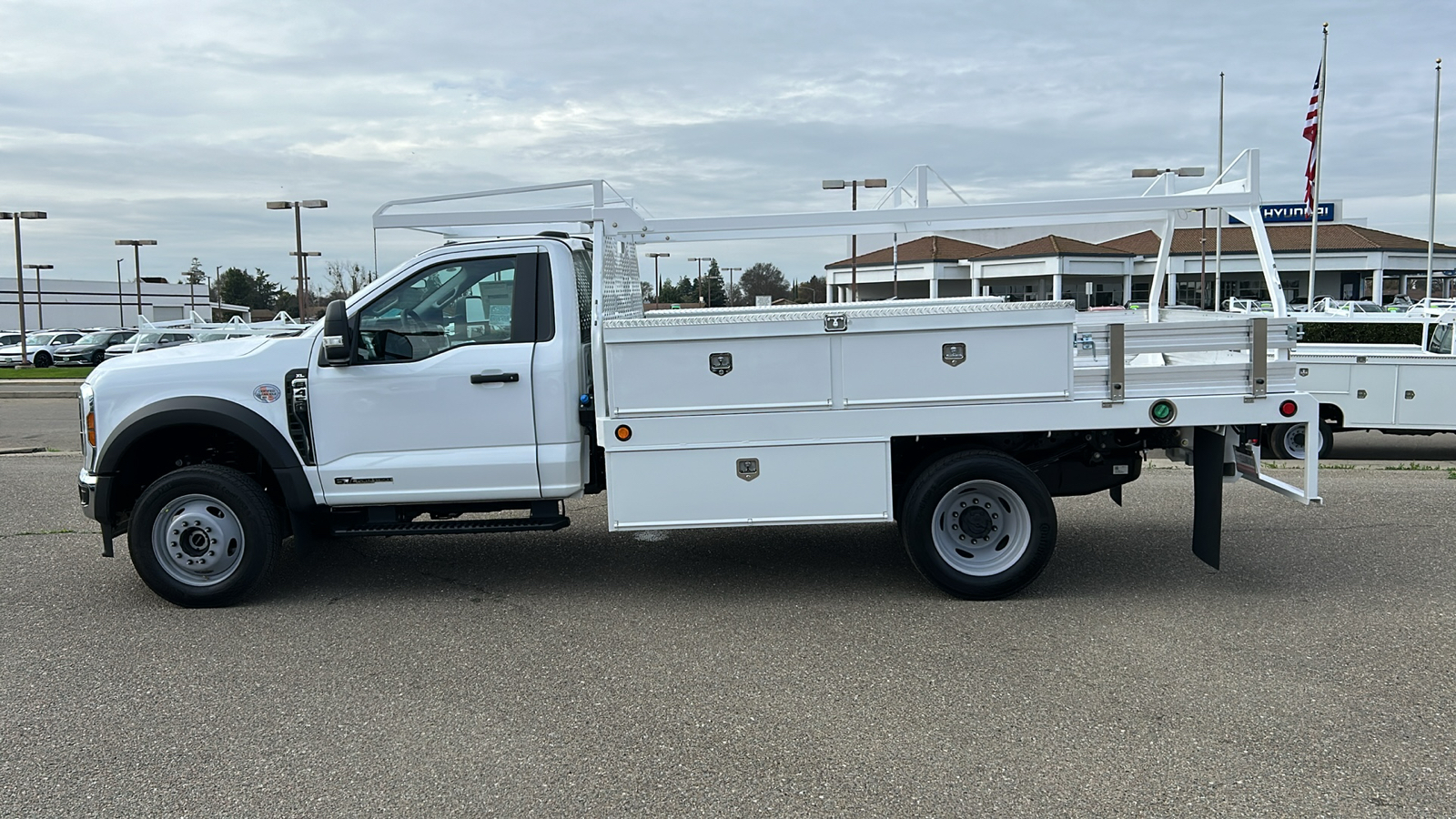 2024 Ford F-450SD Contractor Body 6