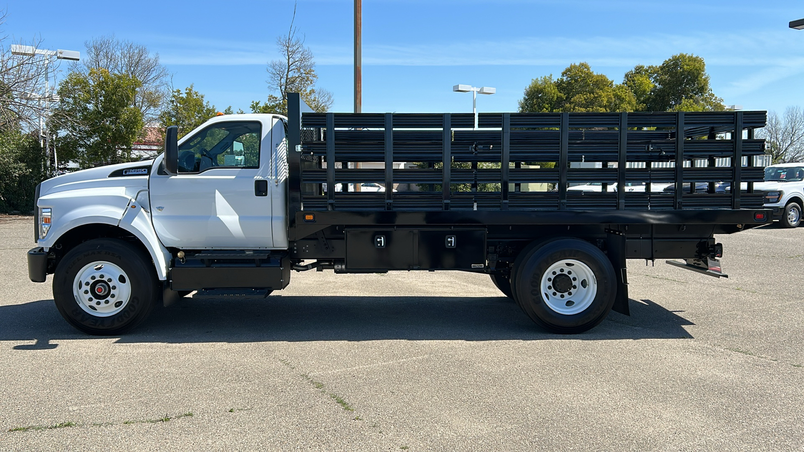 2024 Ford F-650SD Base 6