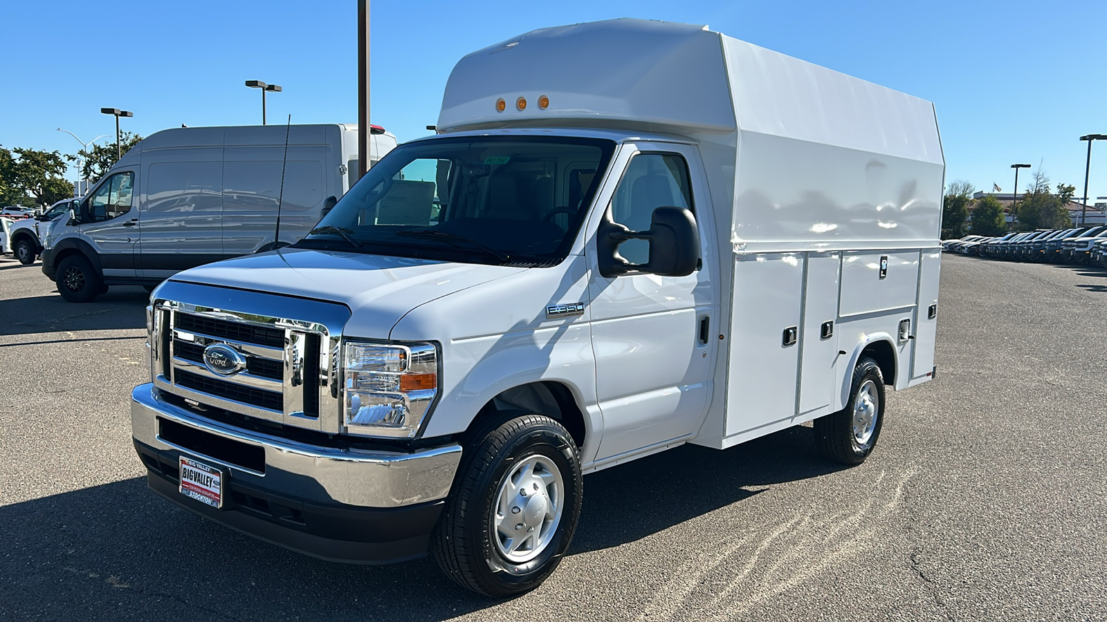 2025 Ford E-350SD Base 2