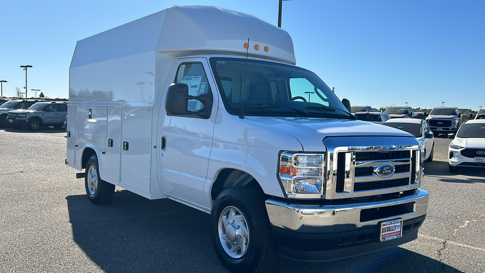 2025 Ford E-350SD Base 4