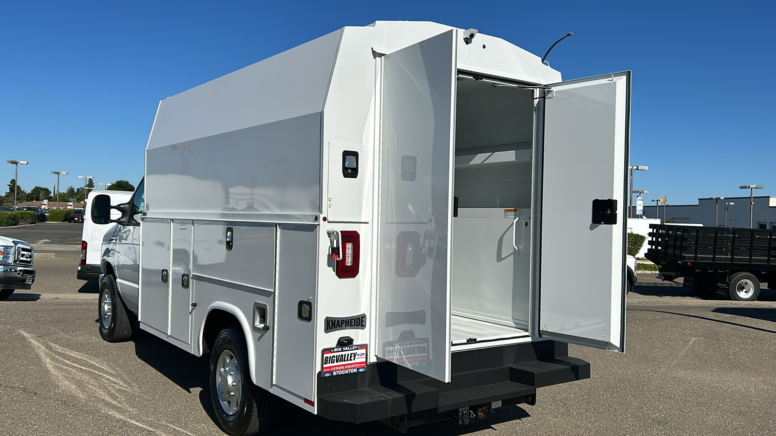 2025 Ford E-350SD Base 7