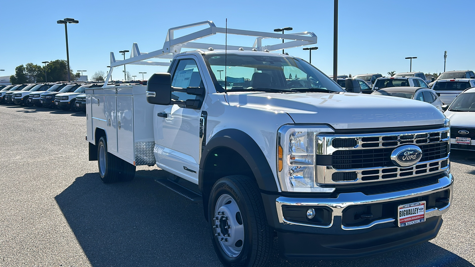 2024 Ford F-550SD  4