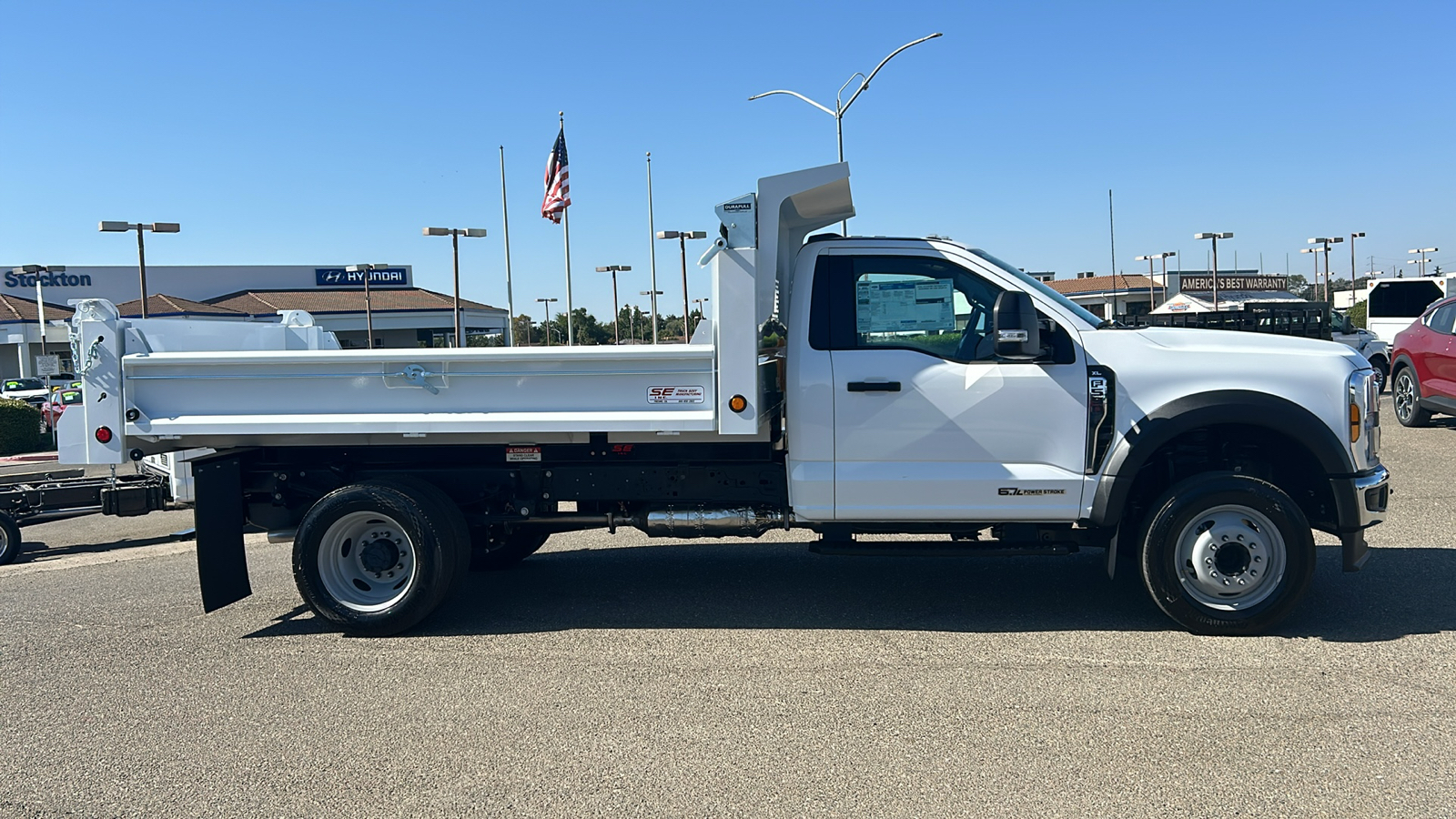 2024 Ford F-550SD  4