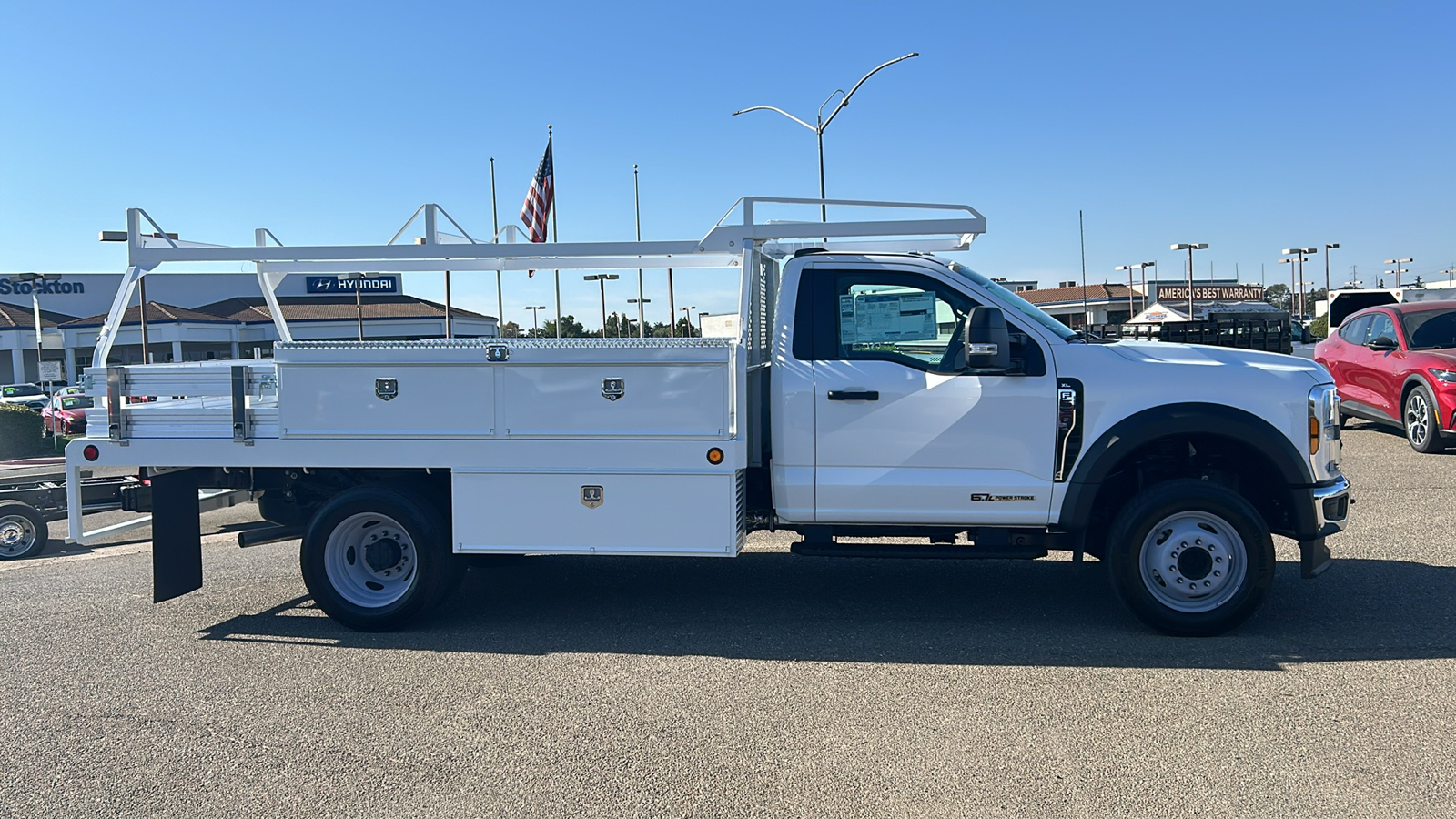 2024 Ford F-550SD  4