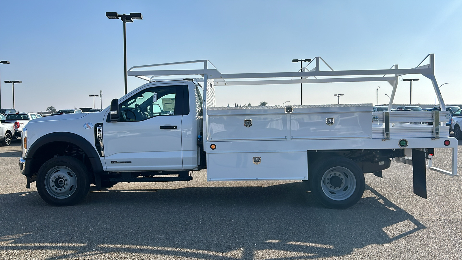 2024 Ford F-550SD XL 8