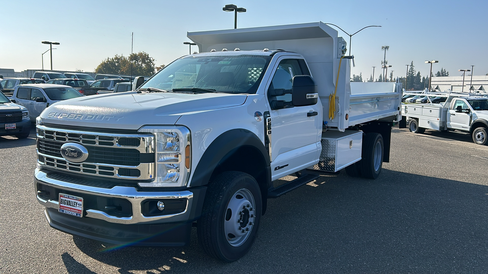 2024 Ford F-550SD XL 1