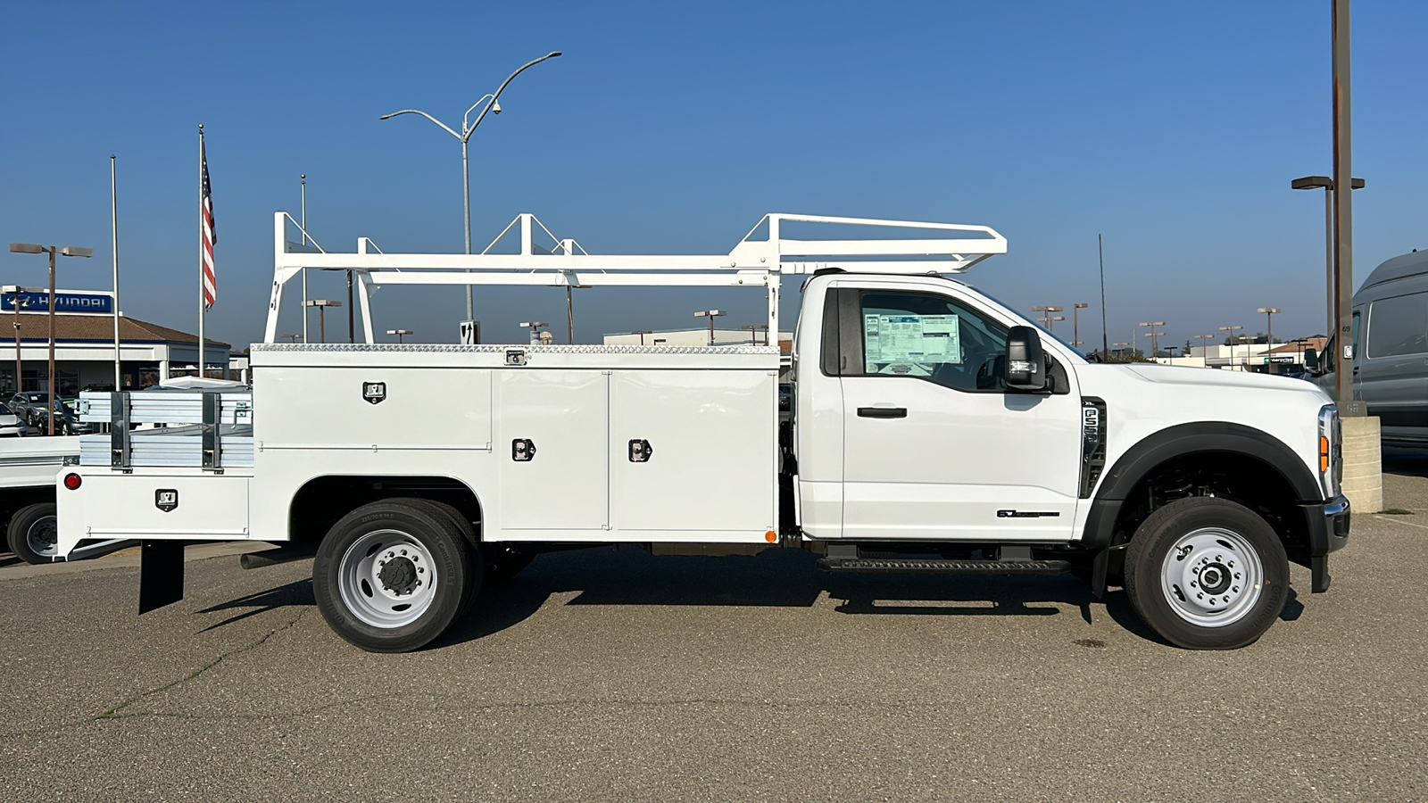 2024 Ford F-550SD  4