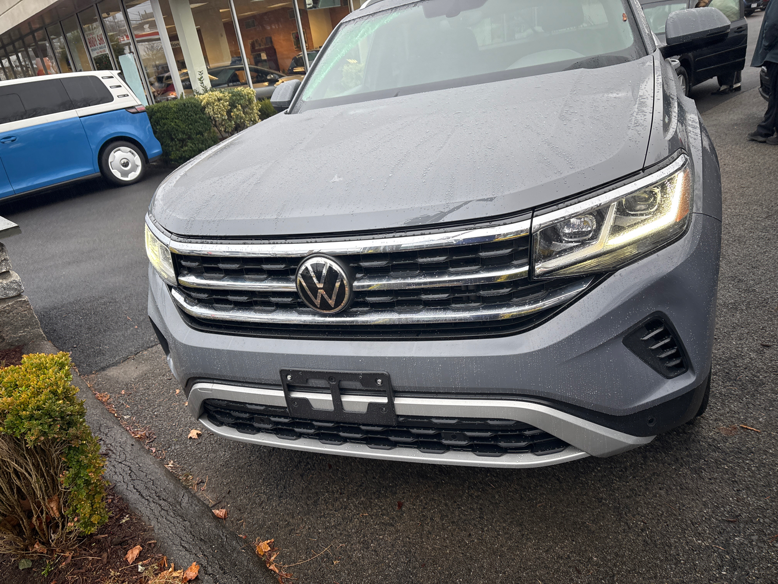 2021 Volkswagen Atlas Cross Sport 2.0T SE w/Technology 4MOTION 2