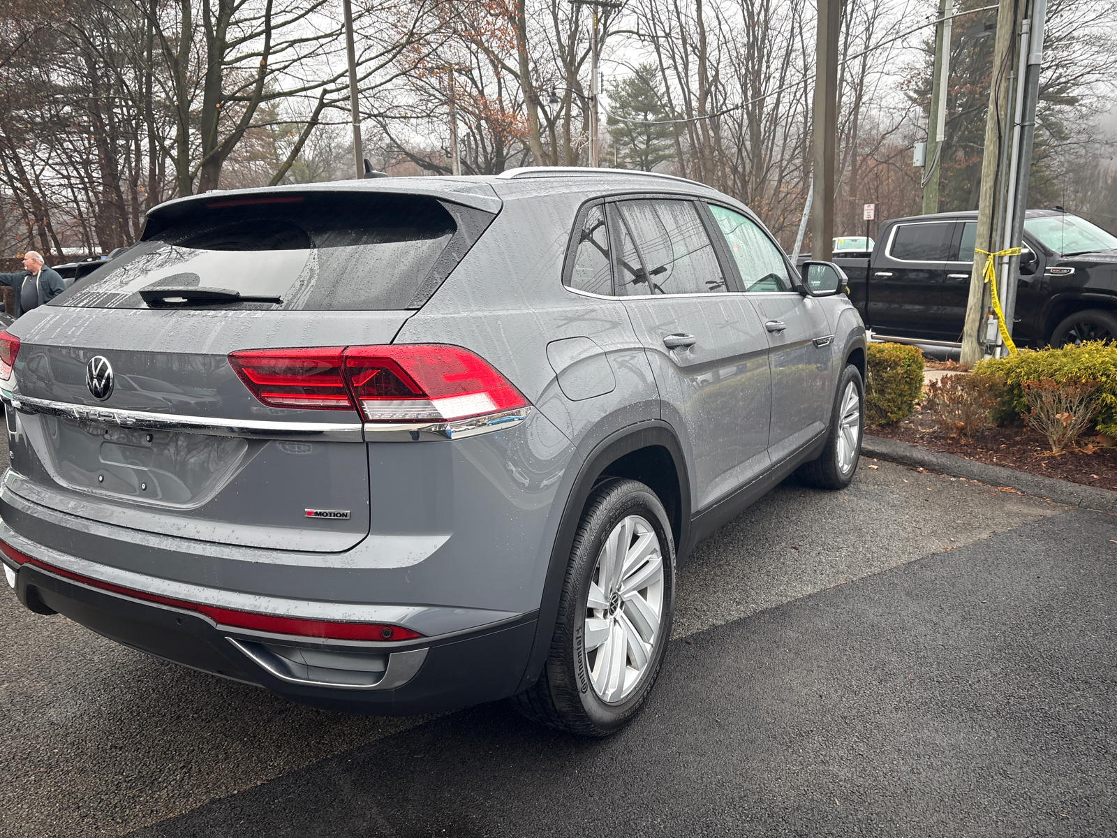 2021 Volkswagen Atlas Cross Sport 2.0T SE w/Technology 4MOTION 10